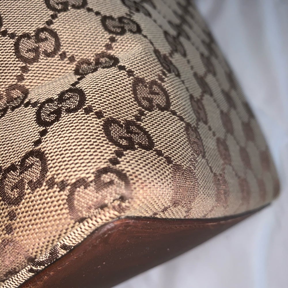 Gucci Beige and Brown GG Tote - Picture 4 of 16